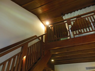 メリアバリ ファミリールーム 階段